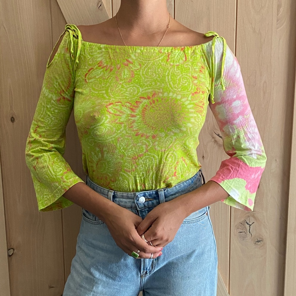 CUSTO Barcelona bell-sleeve sz 2